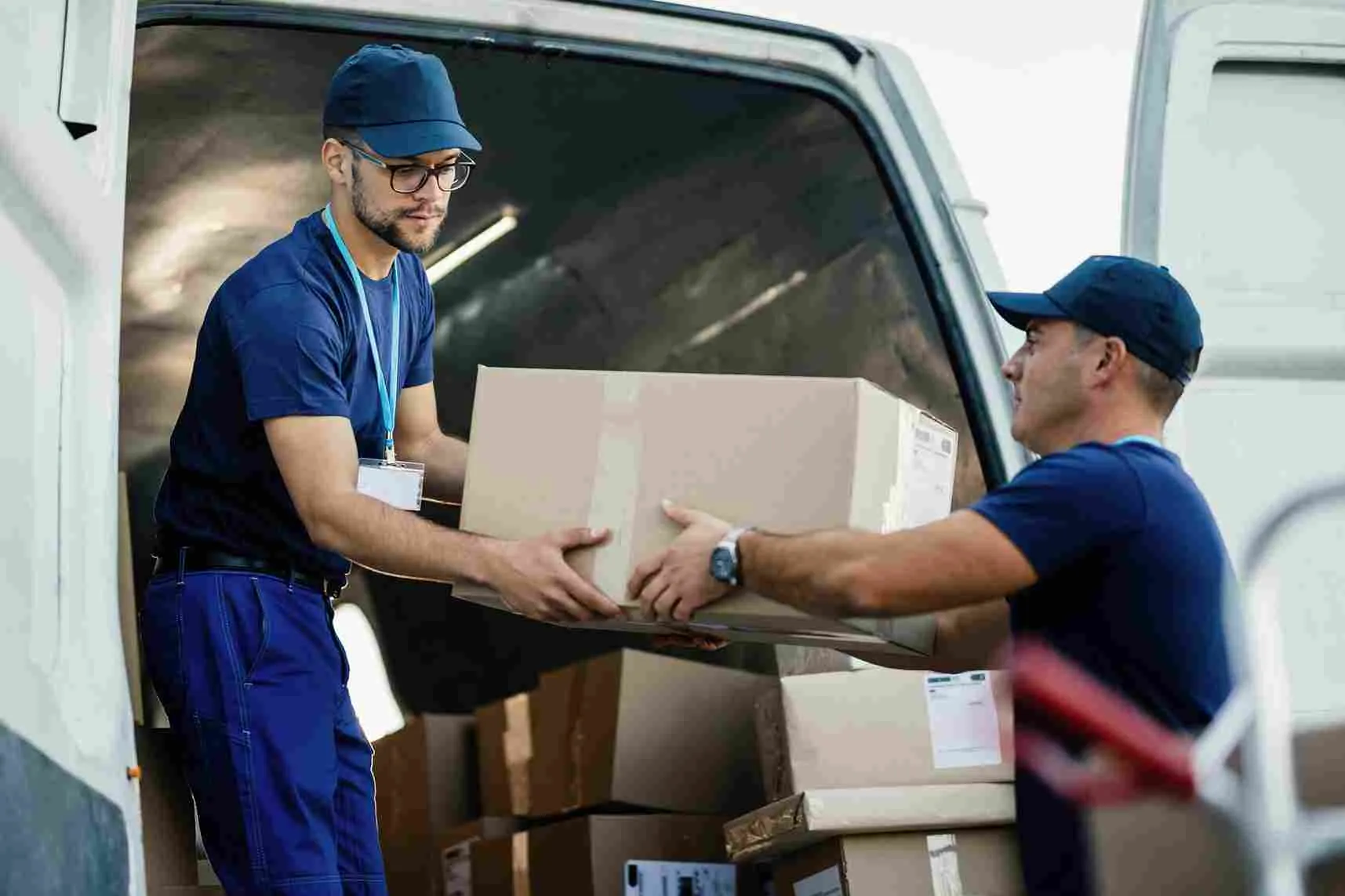 We have experts in house movers in ajman,so that we can easily shift your home with quick services.Best movers and packers ajman